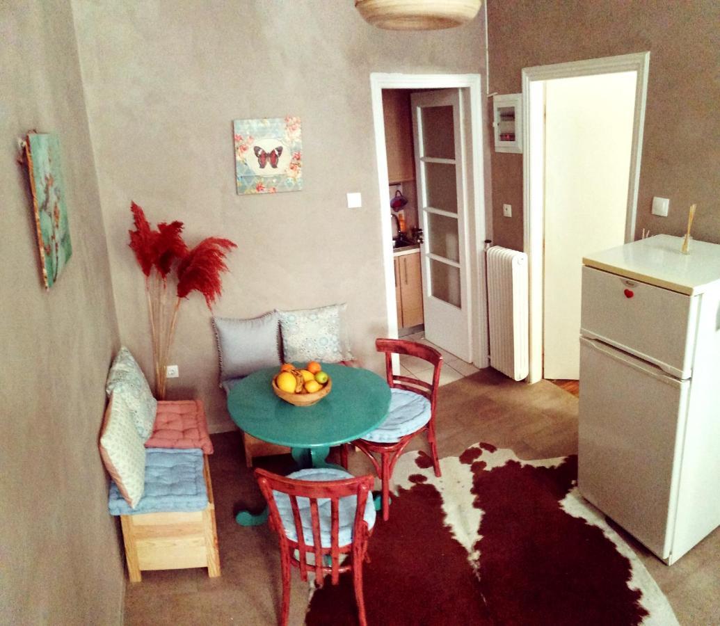 Gemutliches Appartment Im Herzen Von Athen Exterior photo